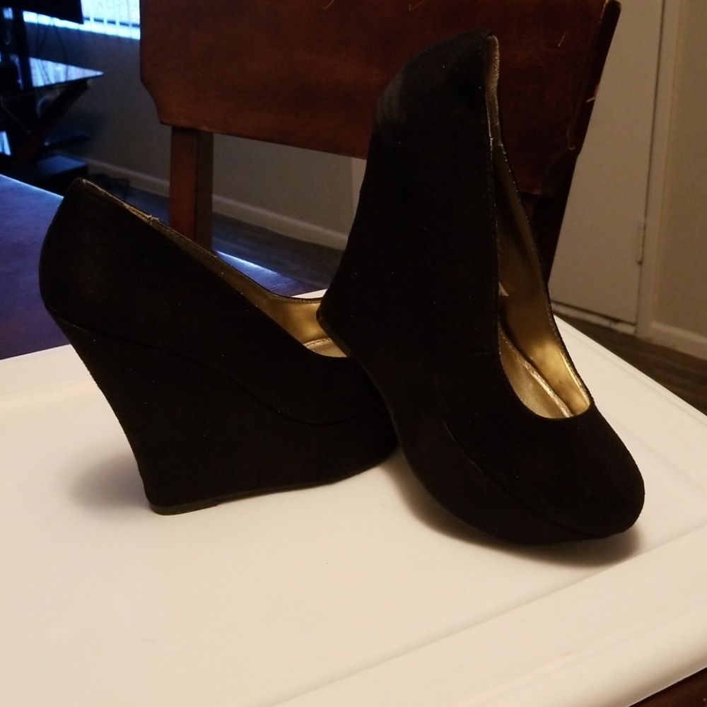 GLO Jean's wedges